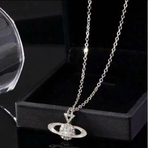 Vivienne Westwood ネックレス