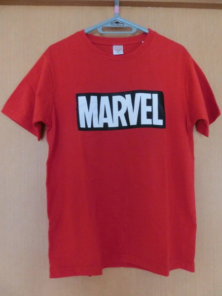 Tシャツ　MARVEL　マーベル　RED　Ｍサイズ　USED　胸囲：８９～９５、身長：１６７～１７３