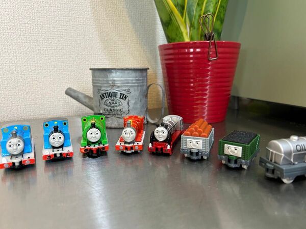 【まとめ売り】☆きかんしゃトーマス☆ ミニカー連結