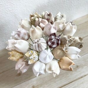 39. チューリップ 布花 30本