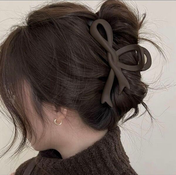 大きめ リボン バンスクリップ ベージュ 可愛い ヘアクリップ 新品