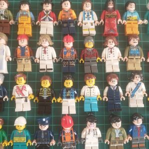 レゴ ミニフィグ 互換品 ランダム20体セット 働く人 町の人 女の子