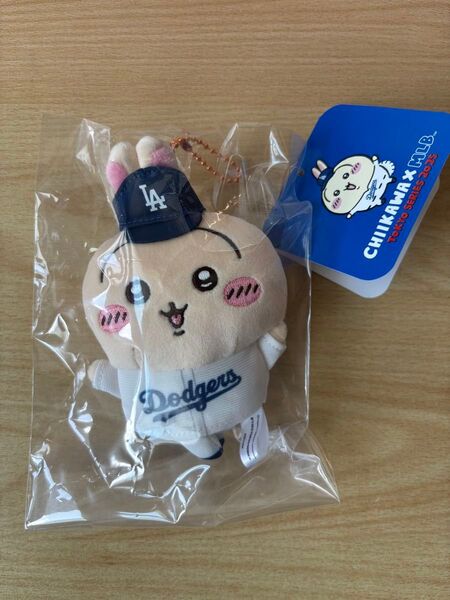 ちいかわ MLB TOKYO 2025 うさぎ ドジャース マスコット