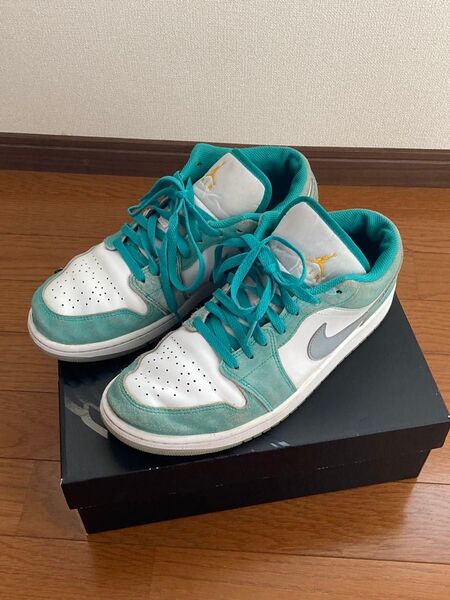 NIKE エアジョーダン1 グリーンエメラルド