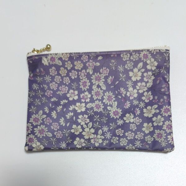 フラットポーチ 花柄 パープル ラミネート(ハンドメイド)