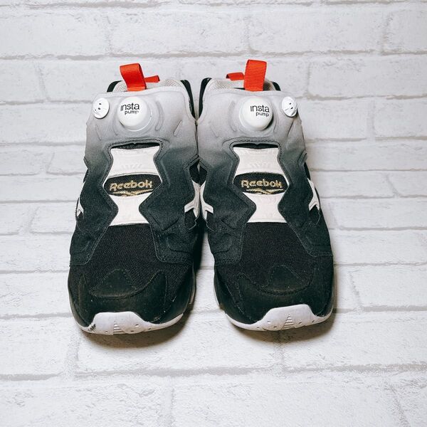 24.5cm 国旗 Reebok インスタポンプ 黒 白 グラデーション Reebok INSTA PUMP FURY OG