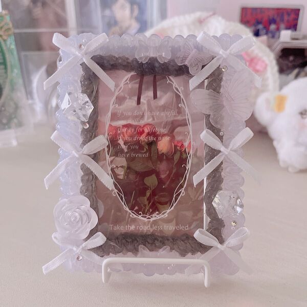 ※訳あり※*.゜ホワイトリボントレカケース*.゜ハンドメイド ホイップデコ
