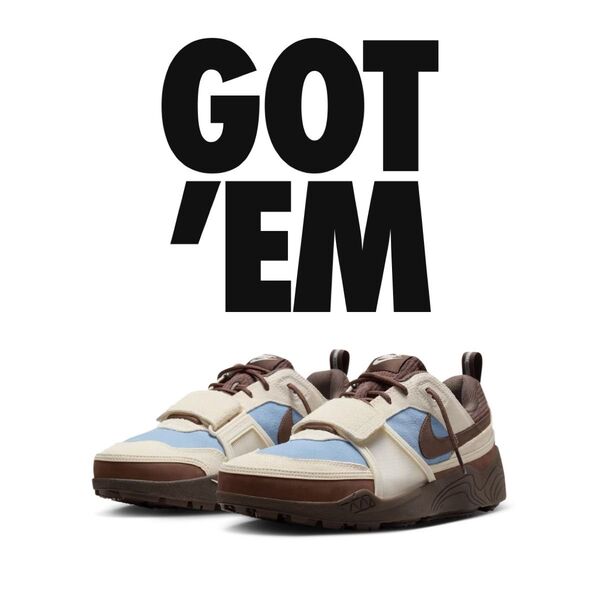 Travis Scott × Nike Zoom Field Jaxx "Pale Ivory and Leche Blue"