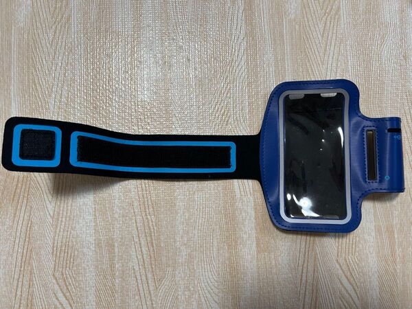 アームバンド スマホ スマートフォン ランニング スポーツ