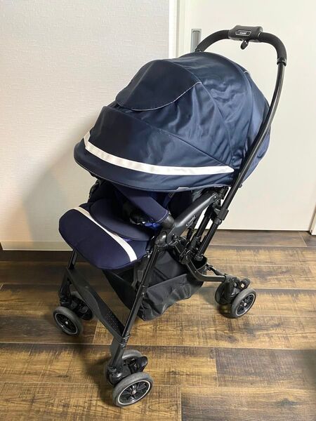 コンビ ベビーカー メチャカルハンディ オート4キャス シャルムネイビー エッグショック 使用少 ベビーカー エッグショック