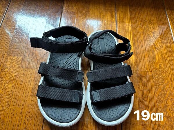 キッズ サンダル 19センチ ブラック 子供用