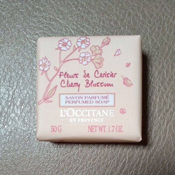L'OCCITANE チェリーブロッサム バスソープ 50G