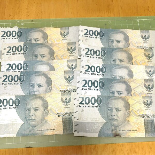 インドネシア旧2000ルピア紙幣×10枚(2016年)