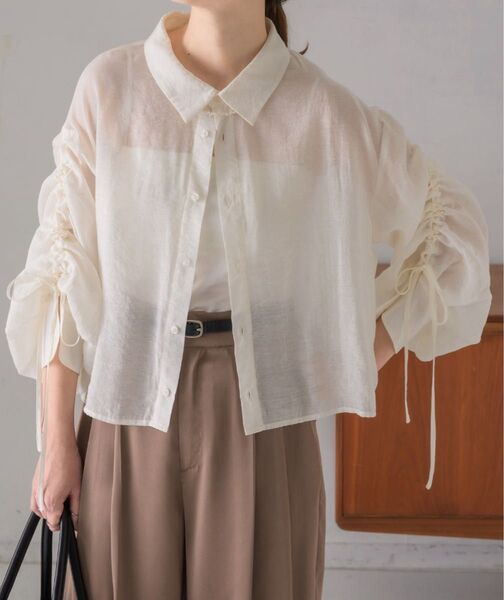 【極美品】NEUNA 2wayリボンスリーブギャザーシアーシャツトップス 完売品