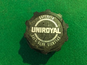 【O-197】UNIROYAL ユニロイヤル センターキャップ １枚