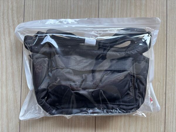 【新品未使用】ユニクロ マルチポケットミニショルダーバッグ ブラック マルチポケット UNIQLO ユニクロのGW ノベルティ