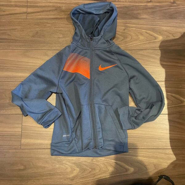 Nike DRI-FIT フード付きパーカー M(子供160)