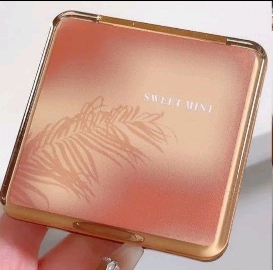 SWEET MINT フェイスパウダー ハイライト シェーディング 02