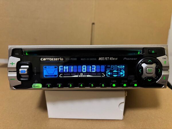 美品 カロッツェリア 1DIN CDデッキ DEH-P3300
