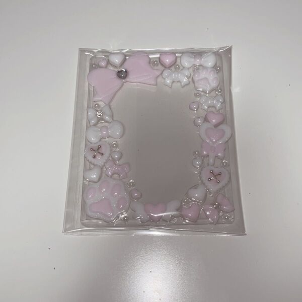 B8 トレカケースデコ レジン ピンク ホワイト
