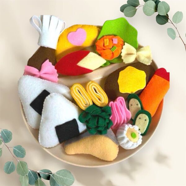 フェルト ハンドメイド ままごと 新品 手作り 知育玩具 誕生日 プレゼント お孫さん 幼稚園 保育園 保育士 孫 おままごと
