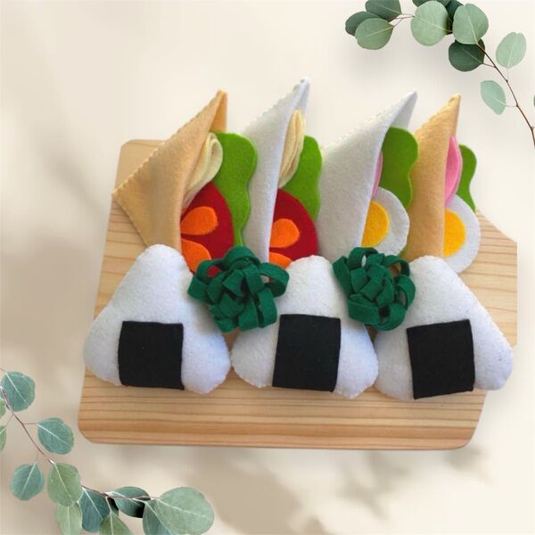 フェルト ハンドメイド 手作り おままごと 新品 おにぎりサンドイッチセット おもちゃ 知育玩具 モンテッソーリ