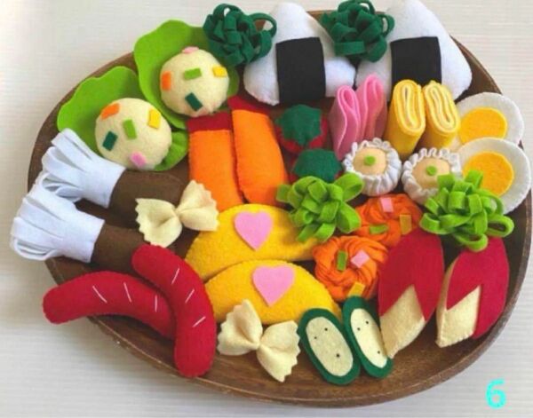 フェルト ハンドメイド ままごと 新品 手作り 知育玩具 誕生日 プレゼント お孫さん 幼稚園 保育園 保育士 孫 おままごと
