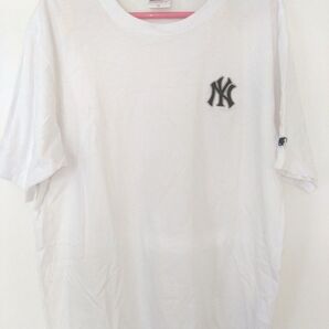 MLB ニューヨークヤンキース ロゴTシャツ Lサイズ 白