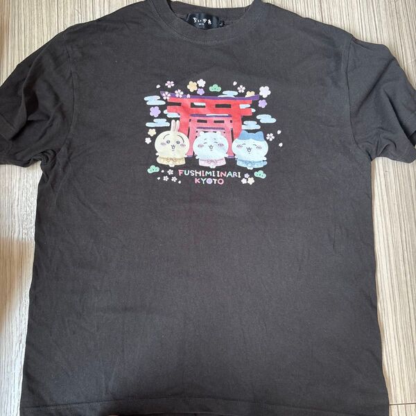 ちいかわtシャツ京都伏見稲荷限定もぐもぐ本舗(L)