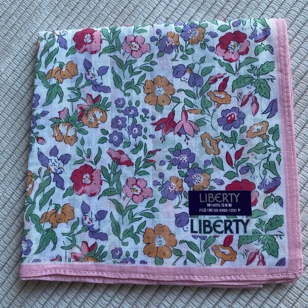 【新品未使用】LIBERTY リバティ大判ハンカチ 小花柄 日本製