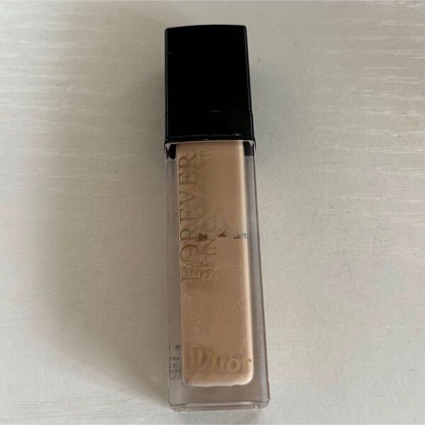 Dior ディオールスキンフォーエヴァー スキン コレクト コンシーラー 0N