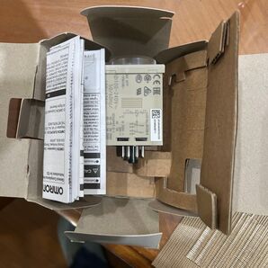 オムロンOMRONソリッドステートタイマー