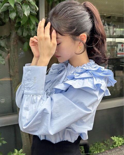 最終下げ!ラスト1点!BIBIY CHARLOTTE TIE COLLAR BLOUSE