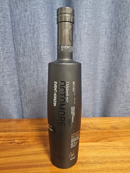 オクトモア イベントホライゾン 限定版 (Octomore Event Horizon)
