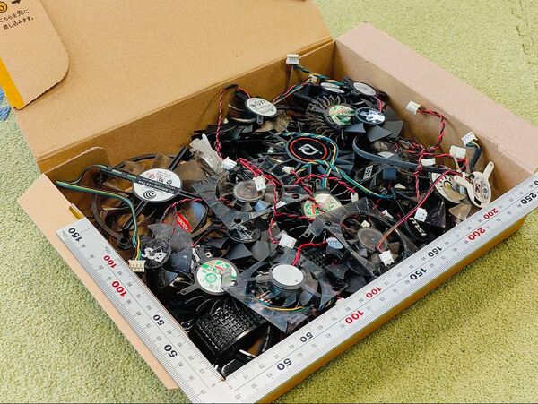 グラボファン ノートPC用ファン 小型ファン ファン 冷却装置 訳あり品 ジャンク扱い