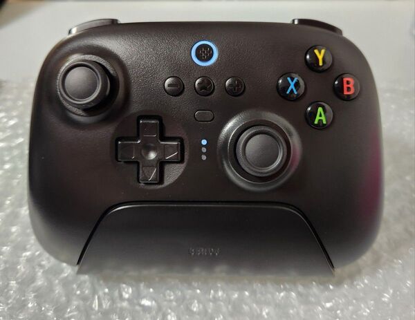 美品 8BitDo Ultimate 2.4Gワイヤレスコントローラー ゲームパッド