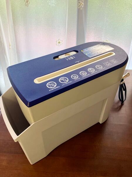 家庭用シュレッダー アイリスオーヤマ
