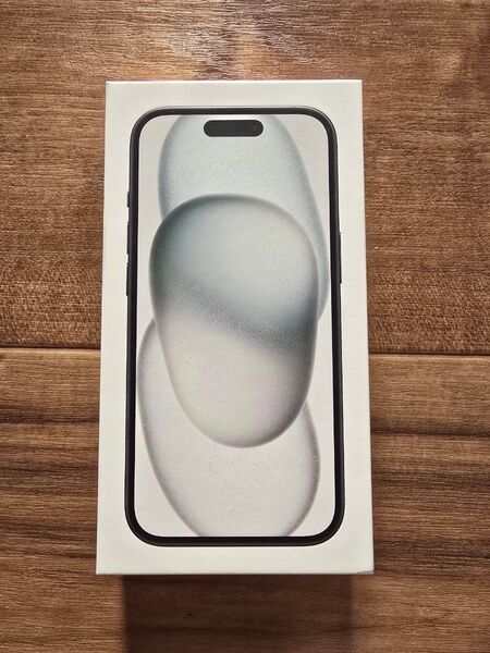 【未使用品】iPhone15 128gb ブラック docomo