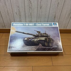 トランペッター ロシア T-90 MBT 戦車 1/35 プラモデル