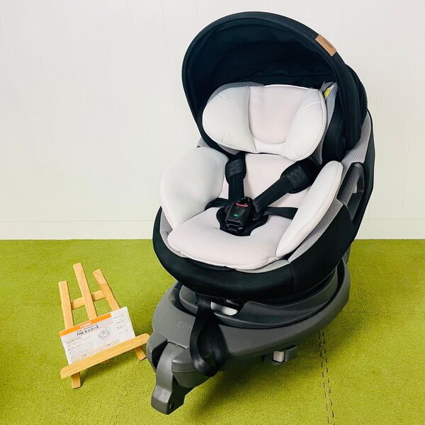 Combi コンビ THE S ISOFIX ZA-670 チャイルドシート