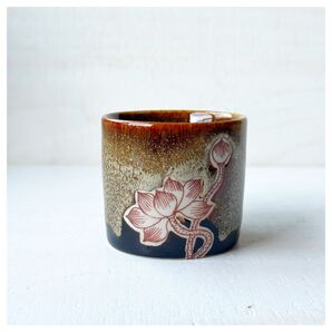 新品 ベトナムのバッチャン焼き 蓮絵の蕎麦猪口