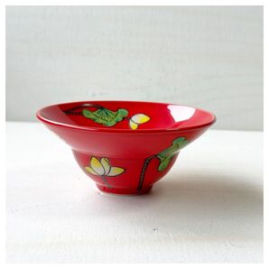 新品 ベトナムのバッチャン焼き 蓮柄のかわいい小鉢 レッド