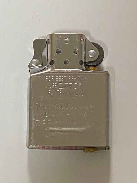 zippo レギュラーサイズ 純正インナー シルバーインナー 2018年製 D ZIPPO 18 インサイドユニット 交換用
