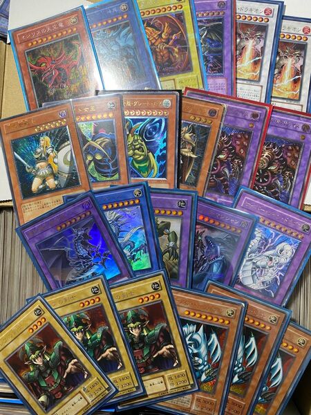 遊戯王 ジャンク 光り物 スーパーレア以上約750枚 まとめ売り