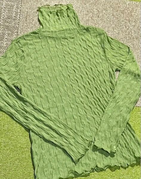 新品 レディース のびのびフリーサイズ S〜L 透け感 ハイネック カットソー 長袖 シースルー 伸縮性あり グリーン