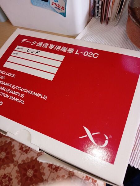 データ通信専用機種 L-02C レッド