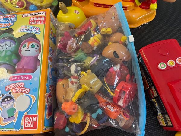 アンパンマン おもちゃ まとめ売り