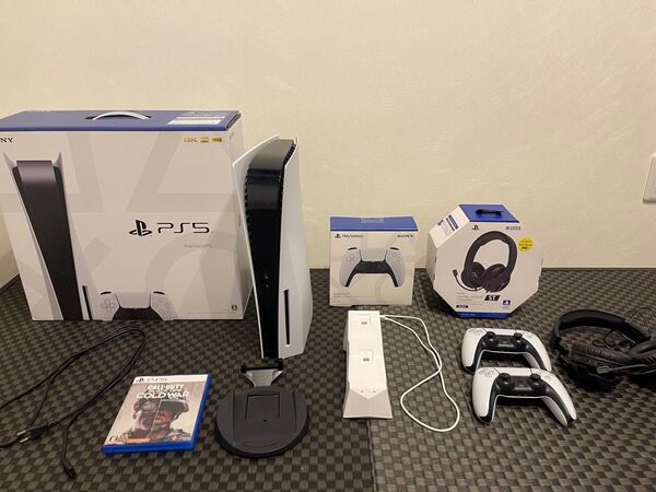 PS5 本体 ディスクドライブ搭載 CFI-1000A01 プレイステーション5 他付属品