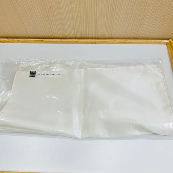 結婚式 ポケットチーフ ホワイト 白 新郎 ウェディング トリート シルク