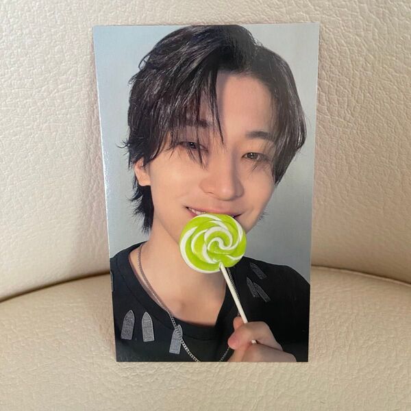 ウォヌ トレカ ユニバ特典 セブンティーン SPILL THE FEELS フォトカード SEVENTEEN セブチ カラット